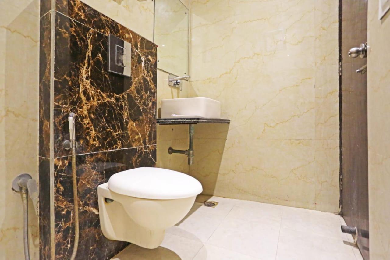 Hotel Vijaydeep Place Near Delhi Airport Нью-Дели Экстерьер фото