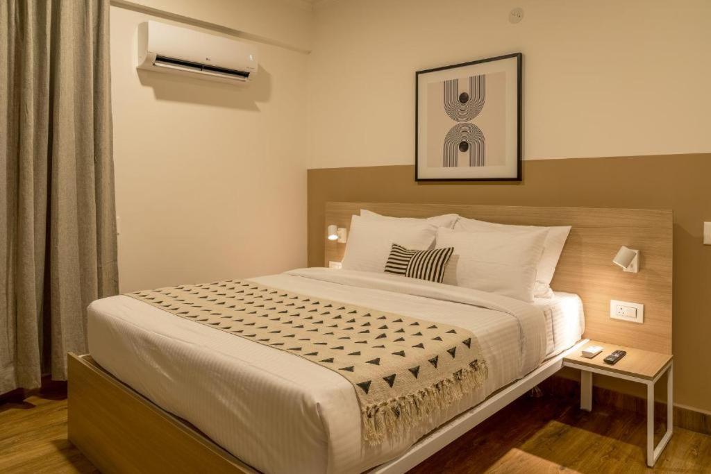 Hotel Vijaydeep Place Near Delhi Airport Нью-Дели Экстерьер фото