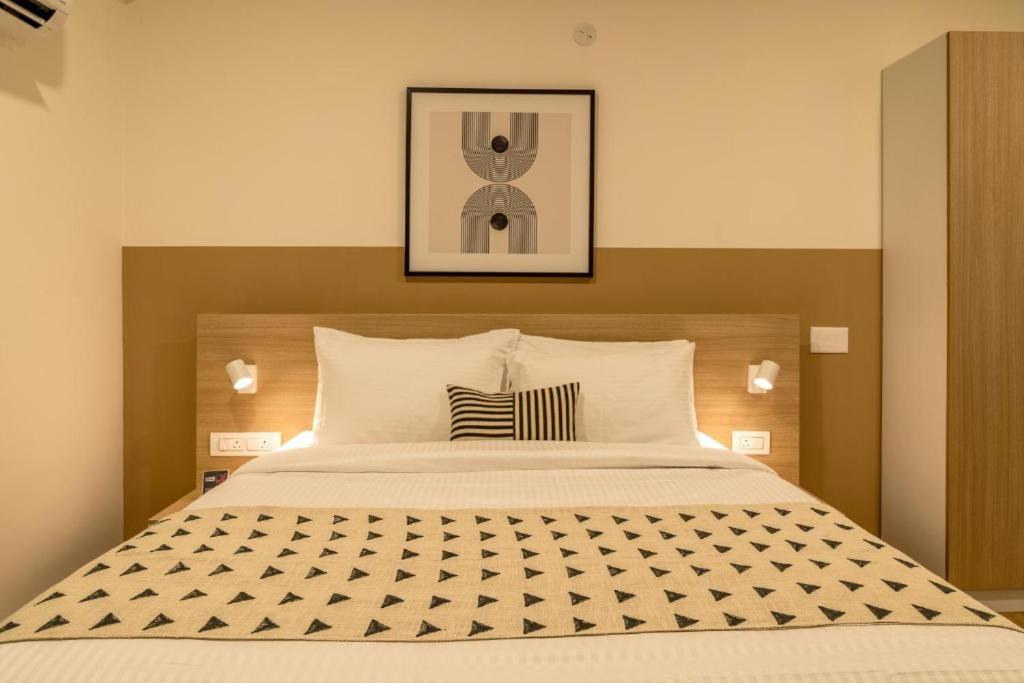Hotel Vijaydeep Place Near Delhi Airport Нью-Дели Экстерьер фото